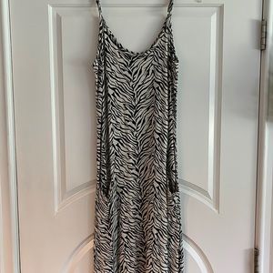 Animal Print Lounge Dress by Ink+Ivy NWOT